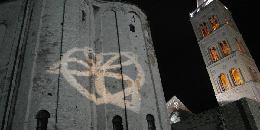 Izložba i dalje oduševljava: “Put oko svijeta” u Sv. Donatu sve do 22. kolovoza Izložba i dalje oduševljava: “Put oko svijeta” u Sv. Donatu sve do 22. kolovoza