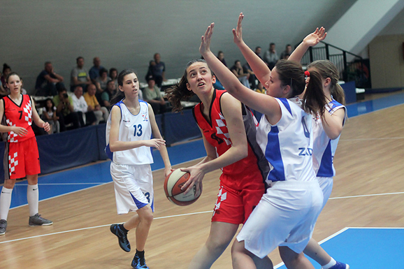Kadetkinje : ŽKK Zadar – ŽKK Novi Zagreb (foto:Saša Čuka)