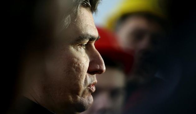 Zagreb – Tvrtka DOK-ING, premijer Zoran Milanovic posjetio tvrtku DOK-ING te s predstavnicima tvrtke obisao tvornicke hale za proizvodnju specijalne opreme i strojeva. Photo: Robert Anic/PIXSELL