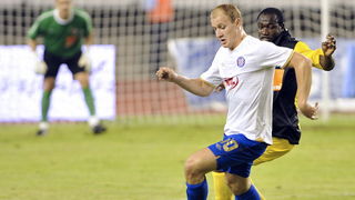 Split, 050810.
Stadion Poljud.
Uzvratna nogometna utakmica treceg predkola Europa Kupa.
Hajduk – Dinamo Bukurest.
Foto: Josko Ponos / CROPIX Split, 050810.
Stadion Poljud.
Uzvratna nogometna utakmica treceg predkola Europa Kupa.
Hajduk – Dinamo Bukurest.
Foto: Josko Ponos / CROPIX