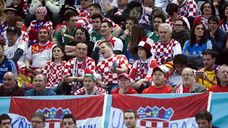 Barcelona 250113.
Gradska dvorana Palau Sant Jordi.
Svjetsko prvenstvo u rukometu za muskarce Spanjolska 2013.
Utakmica polufinala izmedju Hrvatske i Danske.
Na fotografiji: navijaci.
Foto: Ante Cizmic / CROPIX Barcelona 250113.
Gradska dvorana Palau Sant Jordi.
Svjetsko prvenstvo u rukometu za muskarce Spanjolska 2013.
Utakmica polufinala izmedju Hrvatske i Danske.
Na fotografiji: navijaci.
Foto: Ante Cizmic / CROPIX
