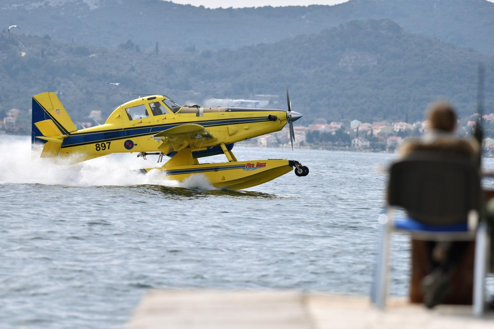 Iznad zadarske rive održan Letački program “Pukovnik Mirko Vukušić” Iznad zadarske rive održan Letački program “Pukovnik Mirko Vukušić”