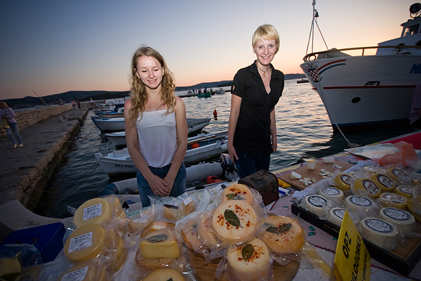 Biograd: 5. Eno-eko-gastro-etno stol (Foto:Saša Čuka)