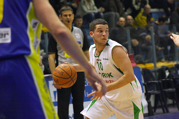 Ante Dević, KK Borik-Puntamika – KK Vrijednosnice Darda (Foto:Saša Čuka)