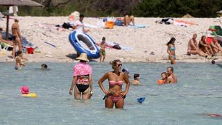 Ljetni dana na dugootočkoj plaži Sakarun, biseru Mediterana s prekrasnim tirkiznim morem, Foto: Filip Brala/PIXSELL Ljetni dana na dugootočkoj plaži Sakarun, biseru Mediterana s prekrasnim tirkiznim morem, Foto: Filip Brala/PIXSELL