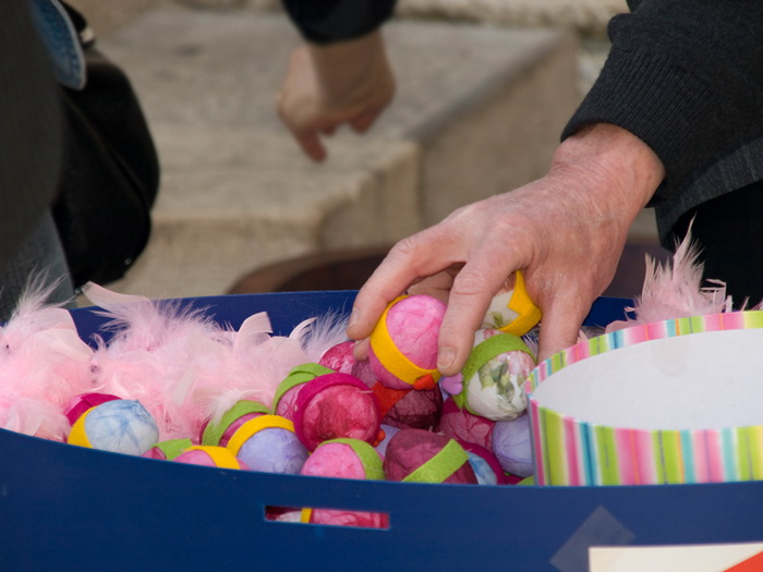 Prodaja oslikanih uskrsnih pisanica