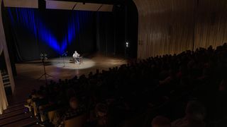 Enio Meštrović-Ričard u Osijeku izveo svoju komediju “Oči Uoči Zgospod’non”