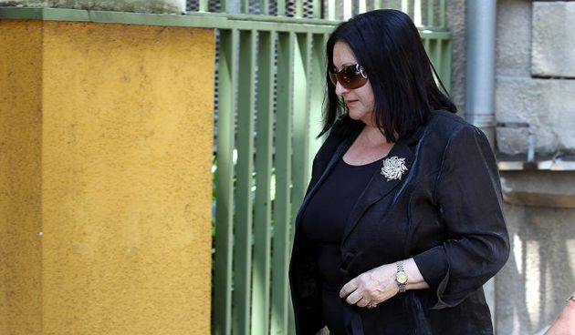 Zagreb – Vinka Cetinski u pratnji svog odvjetnika Ljubise Drageljevica dolazi na sud svjedociti protiv svog knjigovodje, na Opcinski kazneni sud u Zagrebu. Photo: