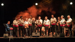Zorica Kondža i klapa Cambi @ bazen Ilirije u Biogradu