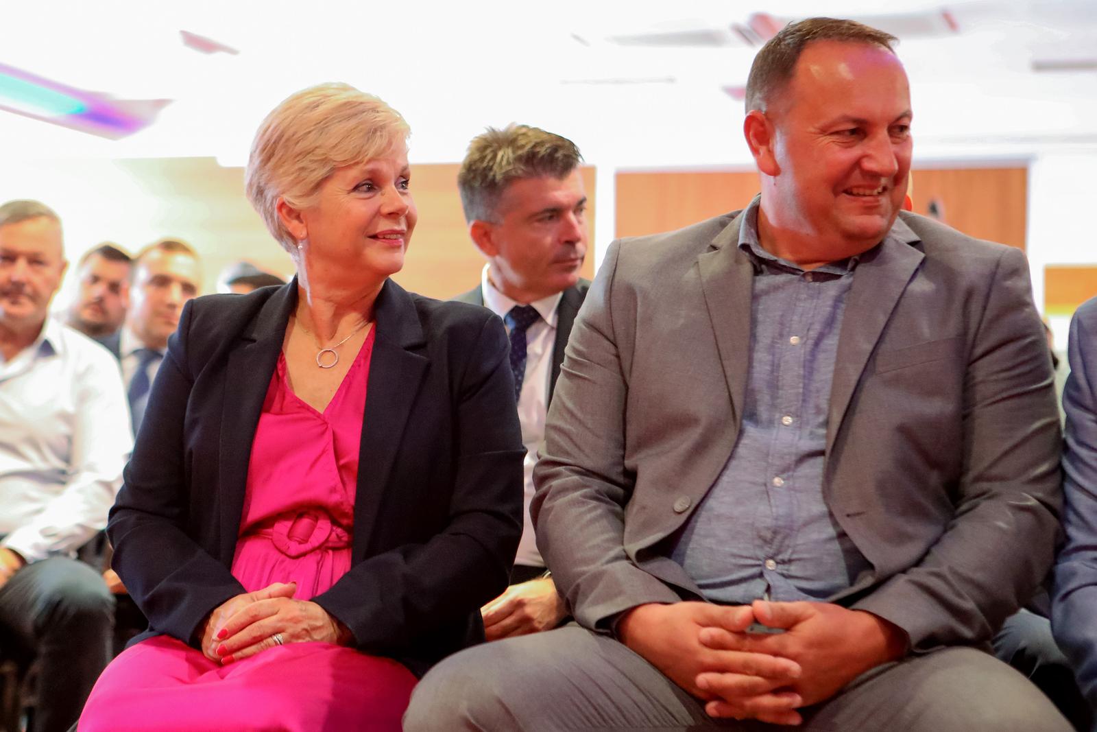 Dodijeljene plakete “Zlatna kuna” najuspješnijim tvrtkama u županiji