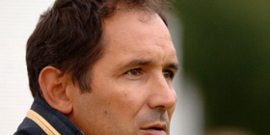 Zelina 050907. Prijateljska revijalna utakmica povodom 100 godina NK Zelina. HRVATSKA U-21 – NK ZELINA, izbornik: Drazen Ladic Foto : Damir Krajac / CROPIX Zelina 050907. Prijateljska revijalna utakmica povodom 100 godina NK Zelina. HRVATSKA U-21 – NK ZELINA, izbornik: Drazen Ladic Foto : Damir Krajac / CROPIX