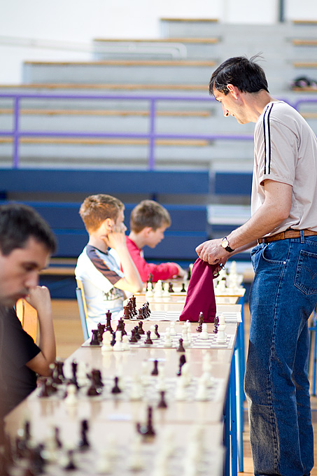 Bibinje: Alternativna sahovska simultanka 13. svibnja 2011, Foto: leo Banic Bibinje: Alternativna sahovska simultanka 13. svibnja 2011, Foto: leo Banic