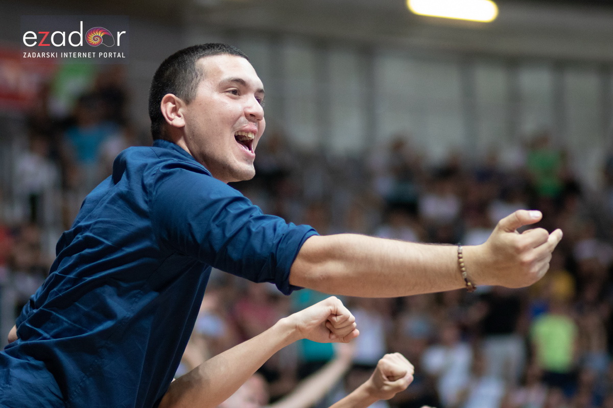 Polufinale doigravanja HT Premijer lige, 3. utakmica: KK Zadar – KK Cibona 88-96