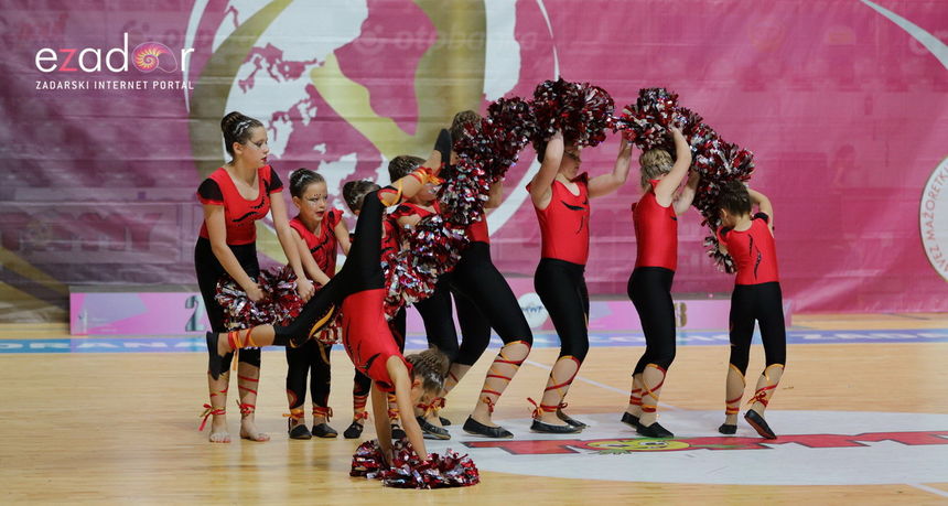 Međunarodni Festival mažoretkinja i twirlinga “Trophy Sunny Side Zadar” Međunarodni Festival mažoretkinja i twirlinga “Trophy Sunny Side Zadar”