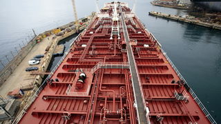 Rijeka, 251011.
U rijeckom brodogradilistu 3. maj danas je Tankerska plovidba Zadar preuzela tanker Vinjerac porinut krajem svibnja. Rijec je o drugom istovjetnom tankeru izgradjenom u 3. maju za zadarskog narucitelja. Sluzi za prijevoz nafte, naftnih pre Rijeka, 251011.
U rijeckom brodogradilistu 3. maj danas je Tankerska plovidba Zadar preuzela tanker Vinjerac porinut krajem svibnja. Rijec je o drugom istovjetnom tankeru izgradjenom u 3. maju za zadarskog narucitelja. Sluzi za prijevoz nafte, naftnih pre