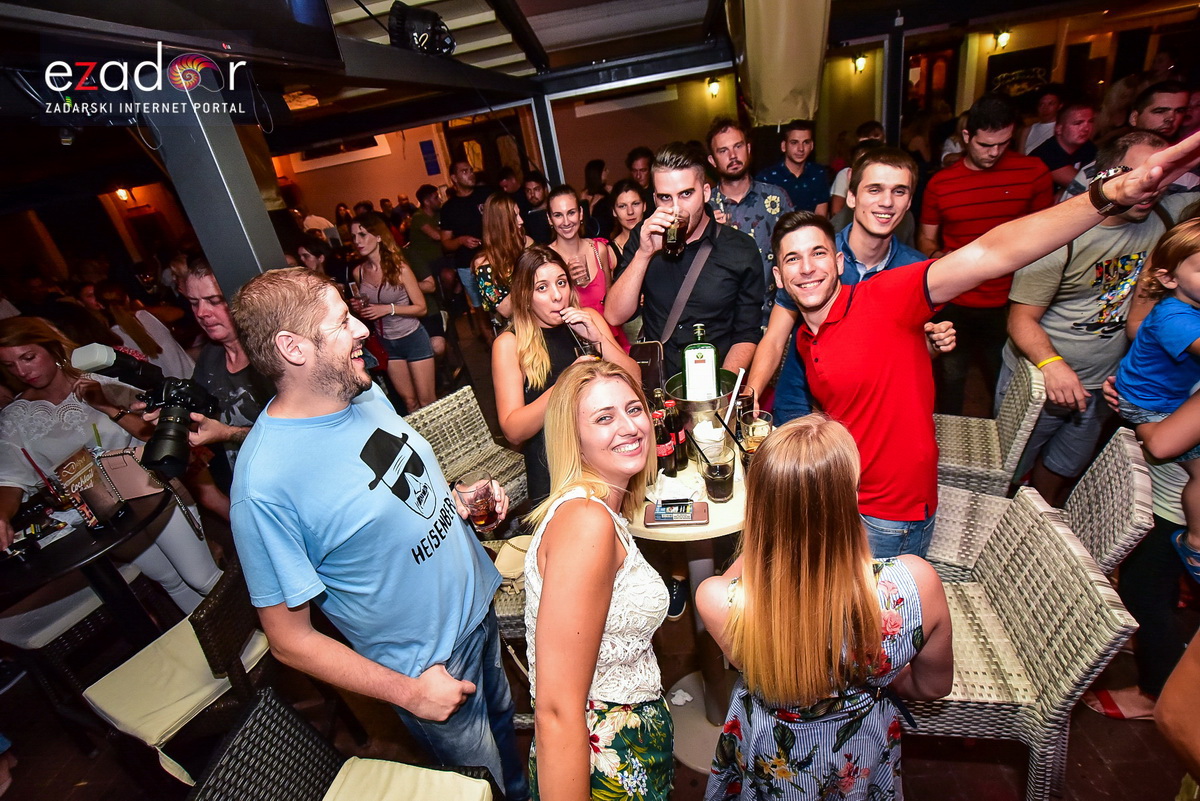 Domenica @ Kult Caffebar