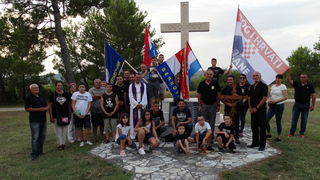 Molitvena hodnja “Koracima nade u istinu”, tradicija koja ne blijedi Molitvena hodnja “Koracima nade u istinu”, tradicija koja ne blijedi