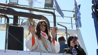 Ekološka manifestacija “Uz more, za more: zelena misija za održivu budućnost Hrvatske” održala se danas na plivarici Škoda koja je jutros u 11 sati isplovila iz zadarske luke Gaženica prema Ugljanu gdje će se provela akcija izvlačenja odbačenih ribarskih Ekološka manifestacija “Uz more, za more: zelena misija za održivu budućnost Hrvatske” održala se danas na plivarici Škoda koja je jutros u 11 sati isplovila iz zadarske luke Gaženica prema Ugljanu gdje će se provela akcija izvlačenja odbačenih ribarskih