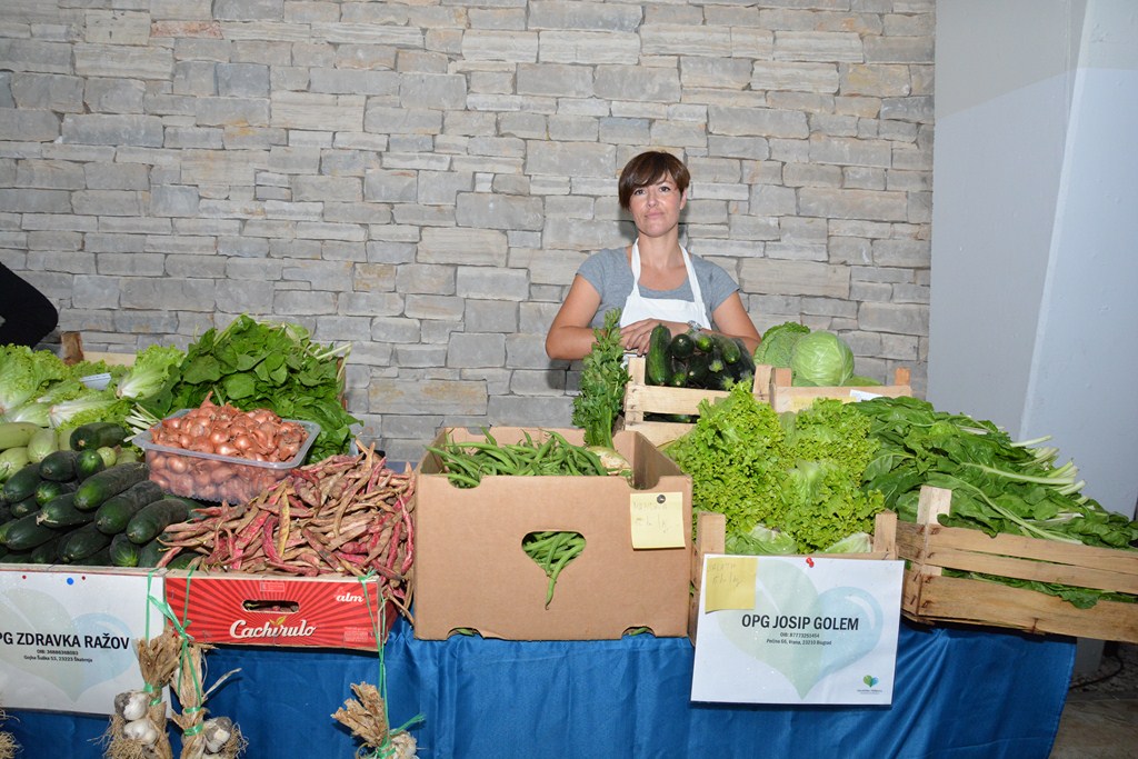Prva godišnjica rada Seljačke tržnice, foto: Iva Perinčić Prva godišnjica rada Seljačke tržnice, foto: Iva Perinčić