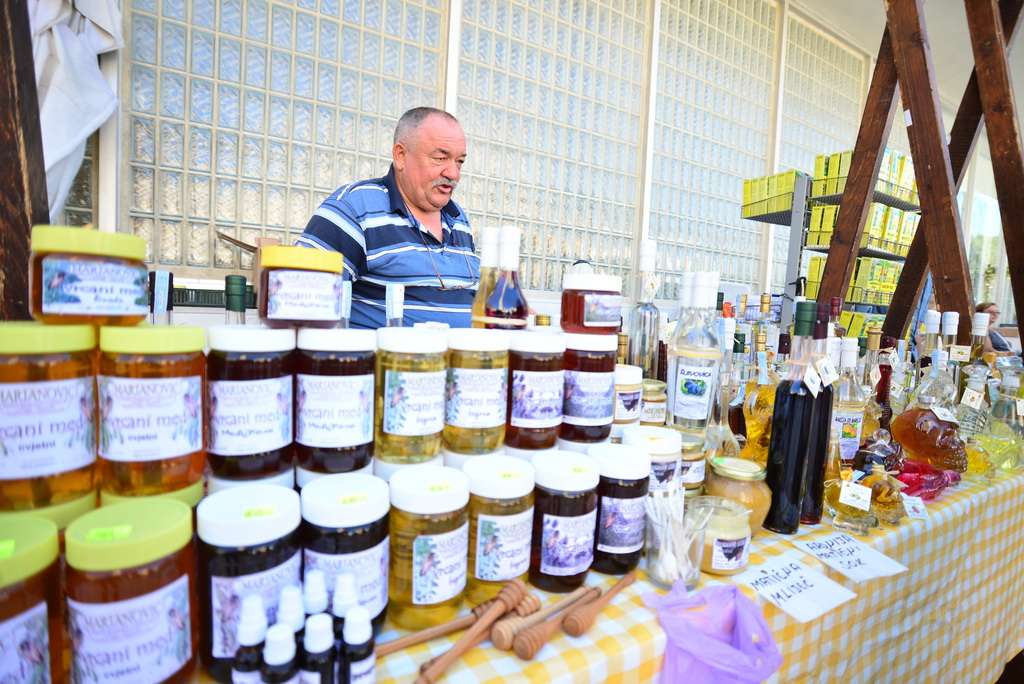 Sajam proizvodi hrvatskog sela na zadarskom Forumu