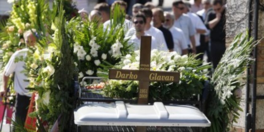 Posljednji ispraćaj Darka Glavana (foto: CROPIX) Posljednji ispraćaj Darka Glavana (foto: CROPIX)