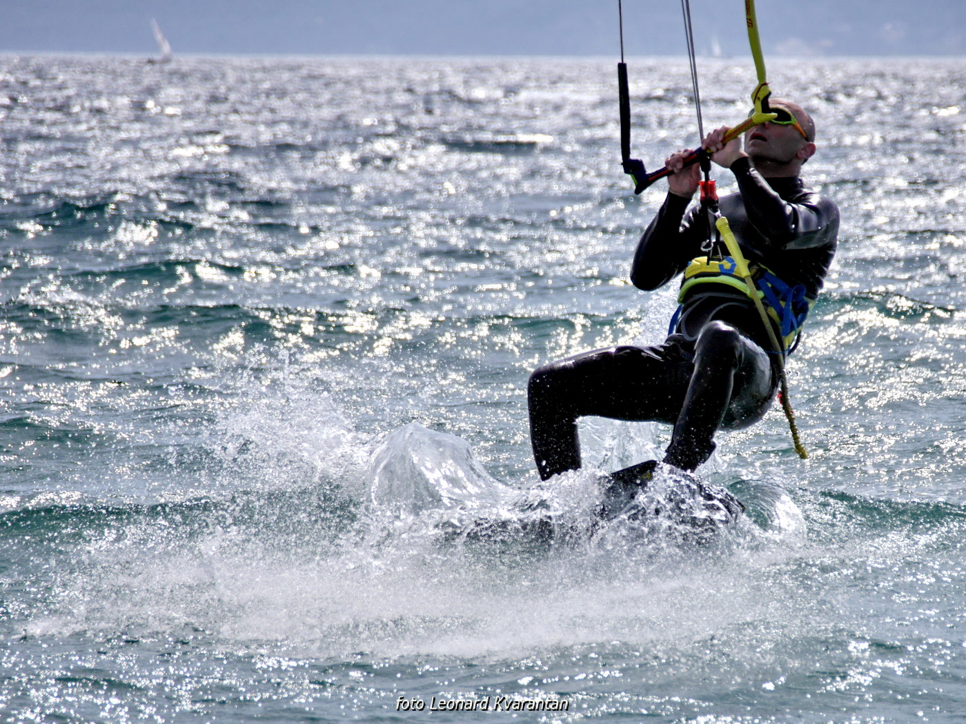 Surferi i kiteri guštali u južini na Boriku Surferi i kiteri guštali u južini na Boriku