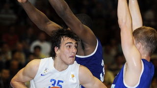 Zagreb, 080512.
Dvorana OS u Trnskom.
Kosarkaska A1 liga za prvaka, 13. kolo.
KK Zagreb – KK Zadar.
Na fotografiji: Dario Saric.
Foto: Damir Krajac / CROPIX Zagreb, 080512.
Dvorana OS u Trnskom.
Kosarkaska A1 liga za prvaka, 13. kolo.
KK Zagreb – KK Zadar.
Na fotografiji: Dario Saric.
Foto: Damir Krajac / CROPIX