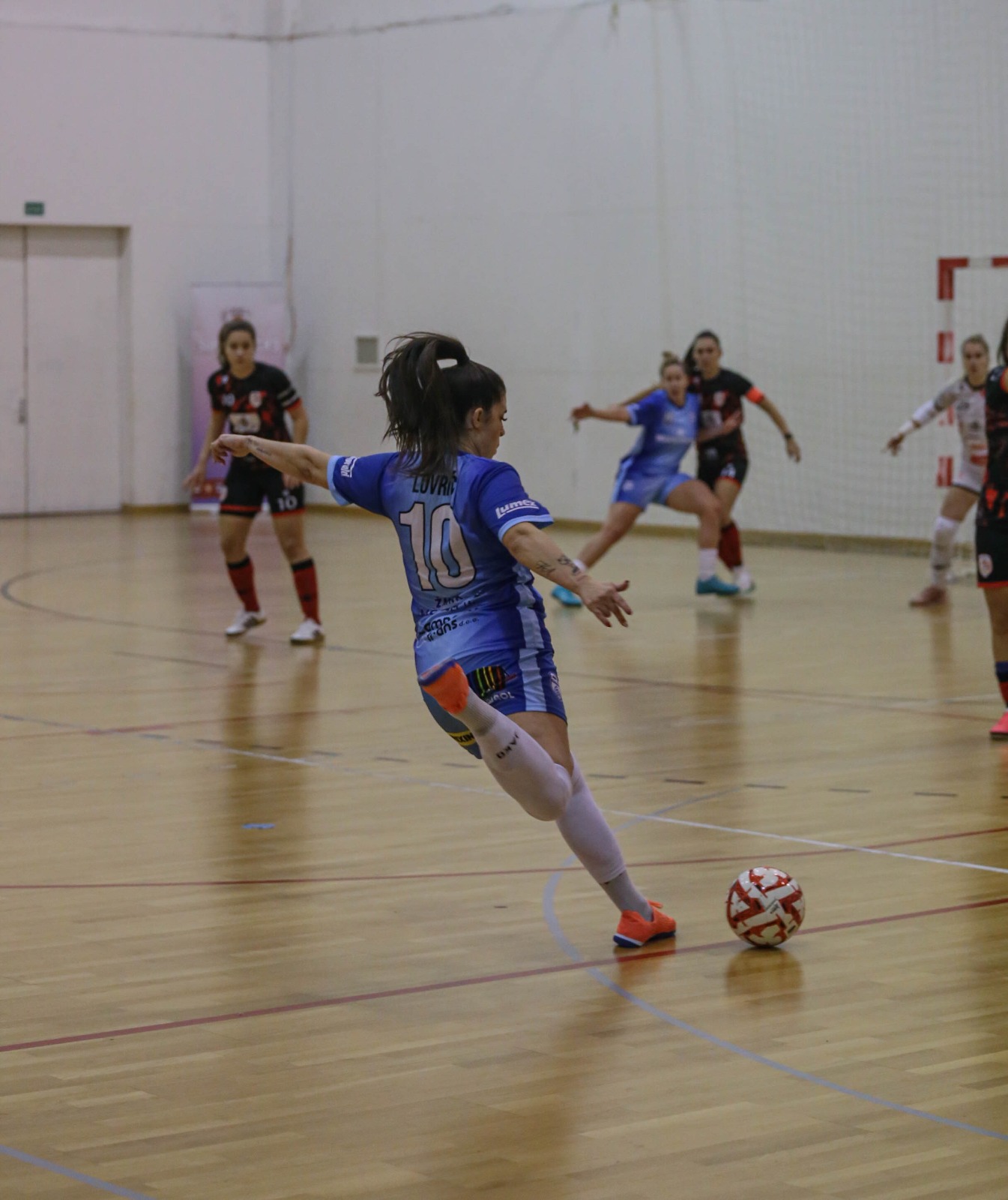 Futsal Super chicks – MC PLUS 2:5 Futsal Super chicks – MC PLUS 2:5