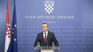 Predsjednik tehnicke Vlade Tihomir Oreskovic primio je predstavnike Europskih sveucilisnih igra Zagreb-Rijeka 2106. Tihomir Oreskovic, Adam Roczek Predsjednik tehnicke Vlade Tihomir Oreskovic primio je predstavnike Europskih sveucilisnih igra Zagreb-Rijeka 2106. Tihomir Oreskovic, Adam Roczek