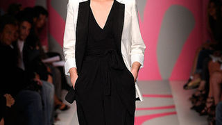 DKNY – Proljeće 2010. (foto: www.coutorture.com)