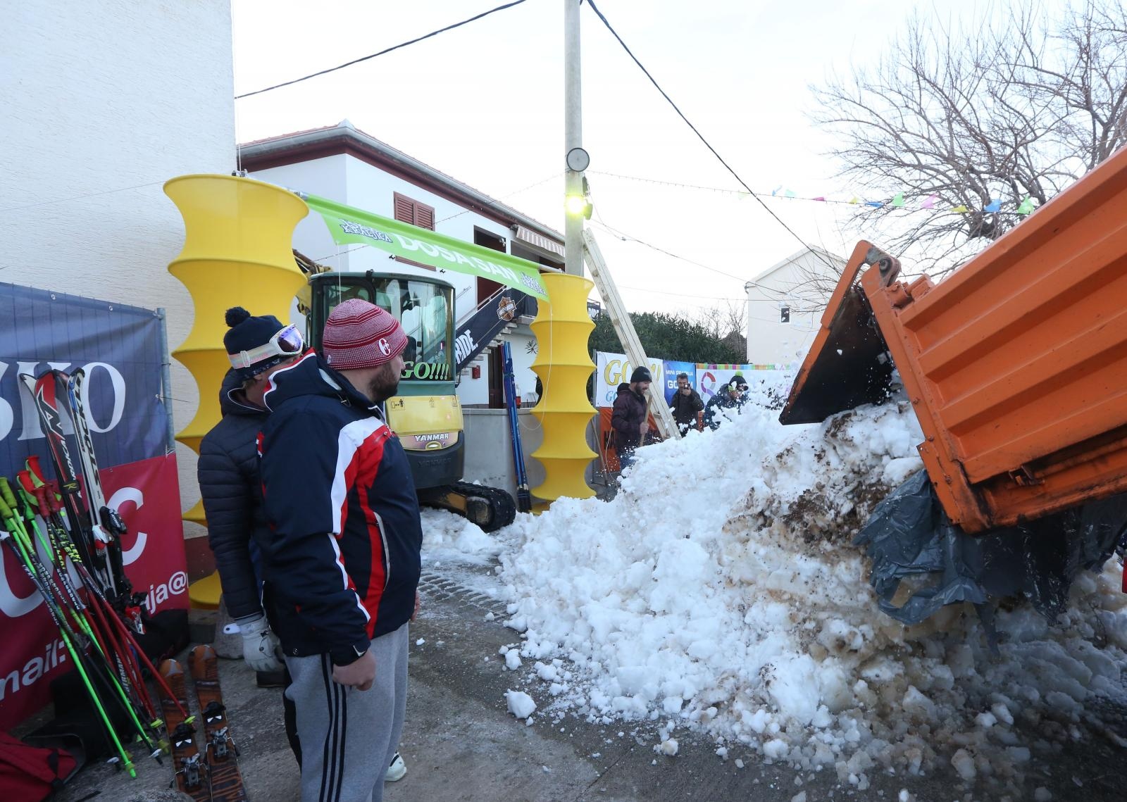 Skijaški spektakl u Velom Ižu: Pripreme za utrku “Iška kraljica”
