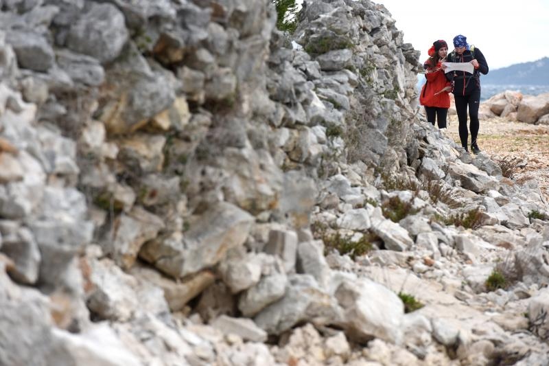 Škraping Tkon otok Pašman 2016. Foto: Dino Stanin/PIXSELL