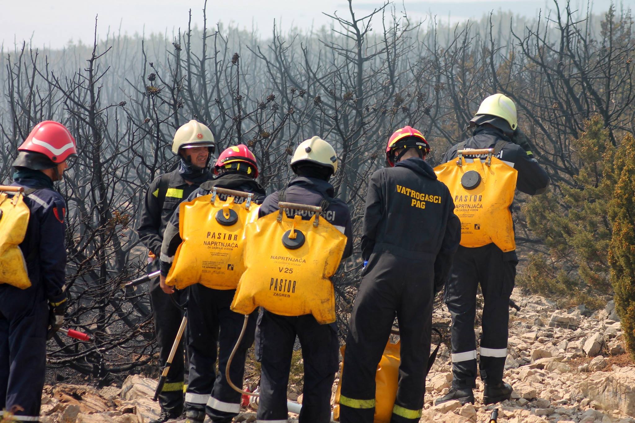 Pod kontrolu stavljen ponovo aktiviran požar kod Košljuna na Pagu