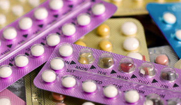 Pilule – osobito kontracepcijske. Ometaju proizvodnju hormona poput serotonina i dopamina koji su zaslužni za dobro raspoloženje, a bez dobrog raspoloženja nema ni dobrog libida.