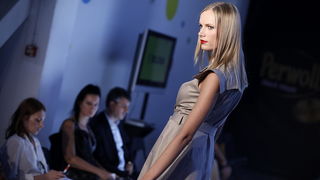 Zagreb, 300911.
Sajam mode Fashion.hr, koji je na Zagrebackom velesajmu okupio 90 izlagaca iz Hrvatske i 29 iz regije, otvorila je predsjednica Vlade RH Jadranka Kosor. 
Na slici: modna revija Bellissima Sarajevo.
Foto: Dragan Matic / Cropix