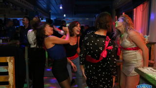 Songbusters i Elena Stella @ Famous Beach Bar & Grill Songbusters i Elena Stella @ Famous Beach Bar & Grill