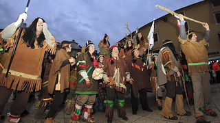 Karneval 2012: Pleme “Crna jama” iz rezervata Stanovi Karneval 2012: Pleme “Crna jama” iz rezervata Stanovi