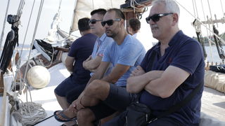 Kod otoka Prvića snimljen spot za pjesmu “Plovim” Tomislava Bralića i klape Intrade!