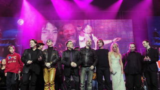 Skoplje, 240110.
Humanitarni koncert odrzan u Skoplju na kome su izvodjaci premijerno pjevali pjesme koje je komponirao Tose Proeski.
Na fotografiji: izvodjaci.
Foto: Maja Zlatevska / CROPIX Skoplje, 240110.
Humanitarni koncert odrzan u Skoplju na kome su izvodjaci premijerno pjevali pjesme koje je komponirao Tose Proeski.
Na fotografiji: izvodjaci.
Foto: Maja Zlatevska / CROPIX