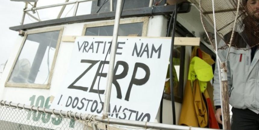 Pula- prosvjed ribara ( foto Index.hr).j Pula- prosvjed ribara ( foto Index.hr).j