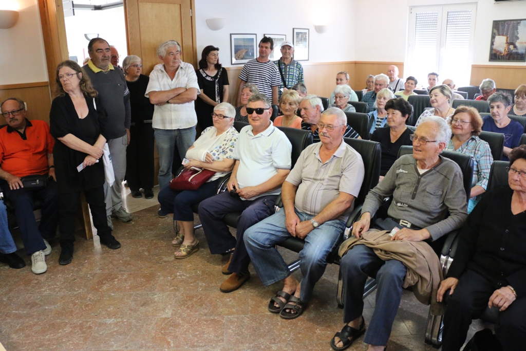 Općina Vir isplatila “Uskrsnice” u vrijednosti od 392.500 kuna Općina Vir isplatila “Uskrsnice” u vrijednosti od 392.500 kuna