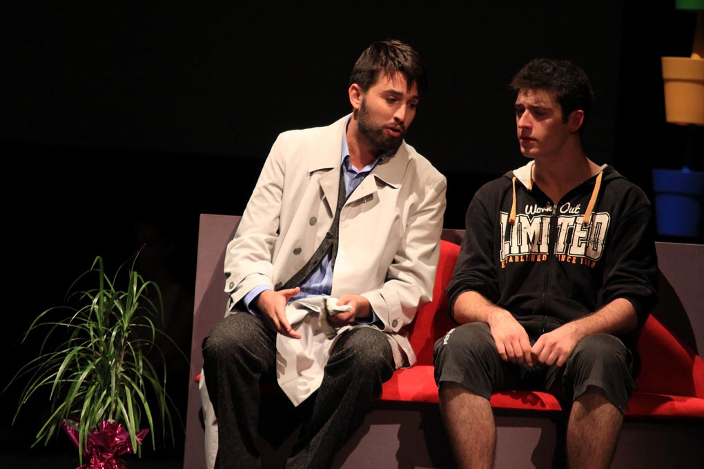 U suradnji HNK Zadar i Kazališne udruge “Igrajmo se” premijerno je izvedena predstava “Sasvim sam popubertetio” u režiji Žane Bumber. foto: Iva Perinčić U suradnji HNK Zadar i Kazališne udruge “Igrajmo se” premijerno je izvedena predstava “Sasvim sam popubertetio” u režiji Žane Bumber. foto: Iva Perinčić