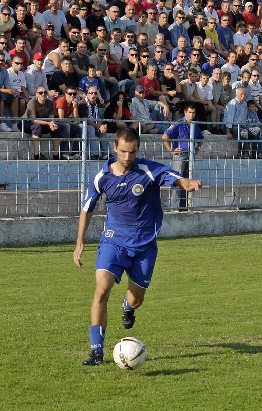 Image 1184517 (auto)