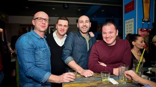 U Famous beach and grill baru Rockatansky bend proslavio je 20 godina djelovanja U Famous beach and grill baru Rockatansky bend proslavio je 20 godina djelovanja