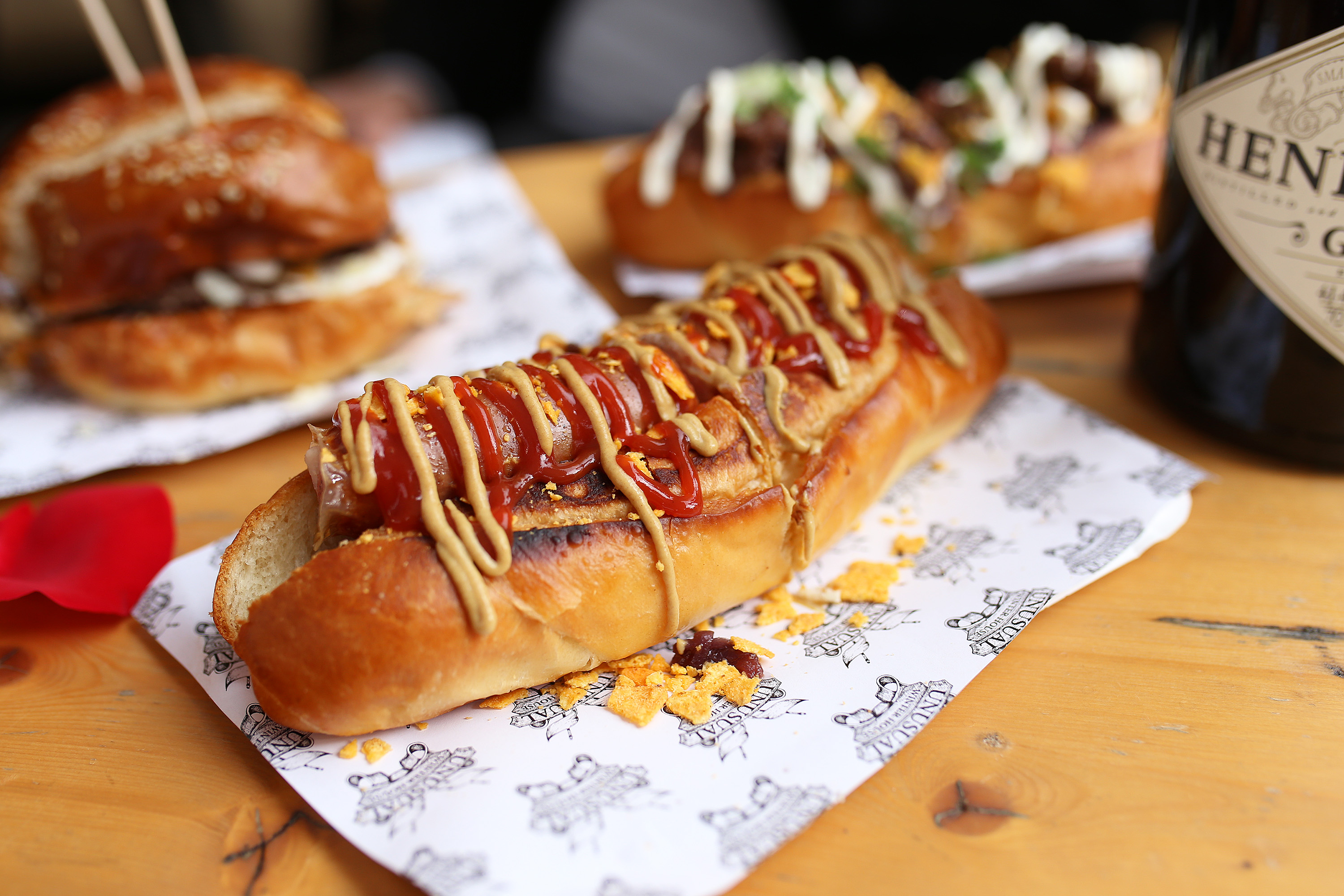 Adventske kućice su otvorile vrata, gastro ponuda je bolja i raznovrsnija nego ikad