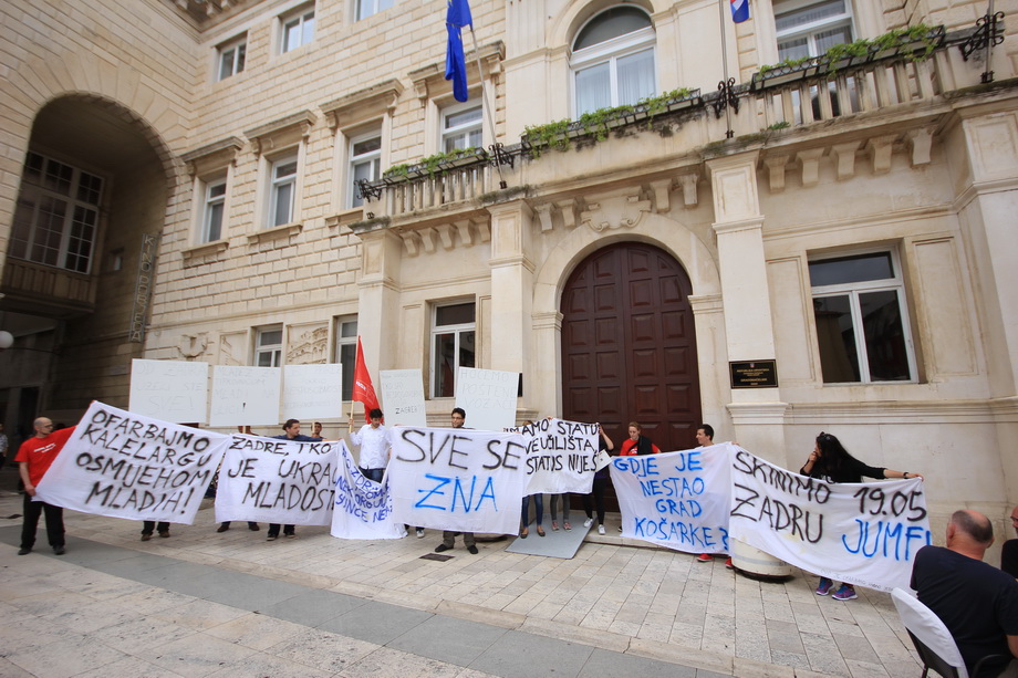 Mimohod Foruma mladih SDP-a, Mladih hrvatskih Liberala i mladih HNS-a Mimohod Foruma mladih SDP-a, Mladih hrvatskih Liberala i mladih HNS-a