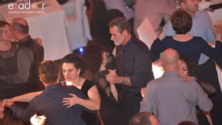 Tisuće Zadrana uživalo na krcatom Narodnom trgu i Tgu Petra Zoranića uz Tomislava Bralića i klapu Intrade Tisuće Zadrana uživalo na krcatom Narodnom trgu i Tgu Petra Zoranića uz Tomislava Bralića i klapu Intrade