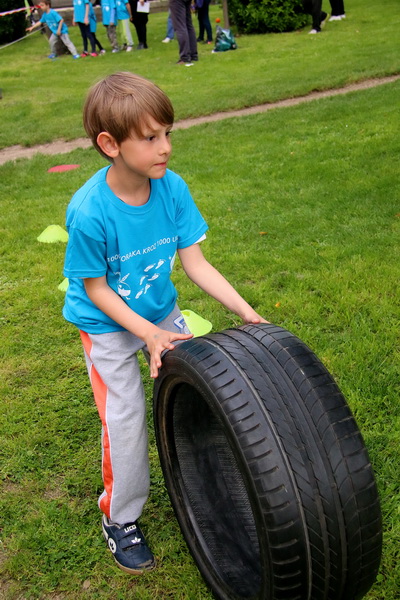 Sportska manifestacija za djecu “1000 koraka kroz 1000 ulica” SŠ “Loptica” Sportska manifestacija za djecu “1000 koraka kroz 1000 ulica” SŠ “Loptica”