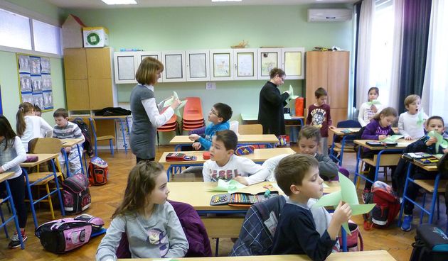 Osnovci OŠ “Stanovi” učili o obnovljivim izvorima energije