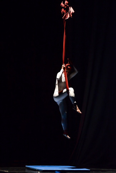 Circo Art u HNK Zadar izveo predstavu “Povratak u prirodu”